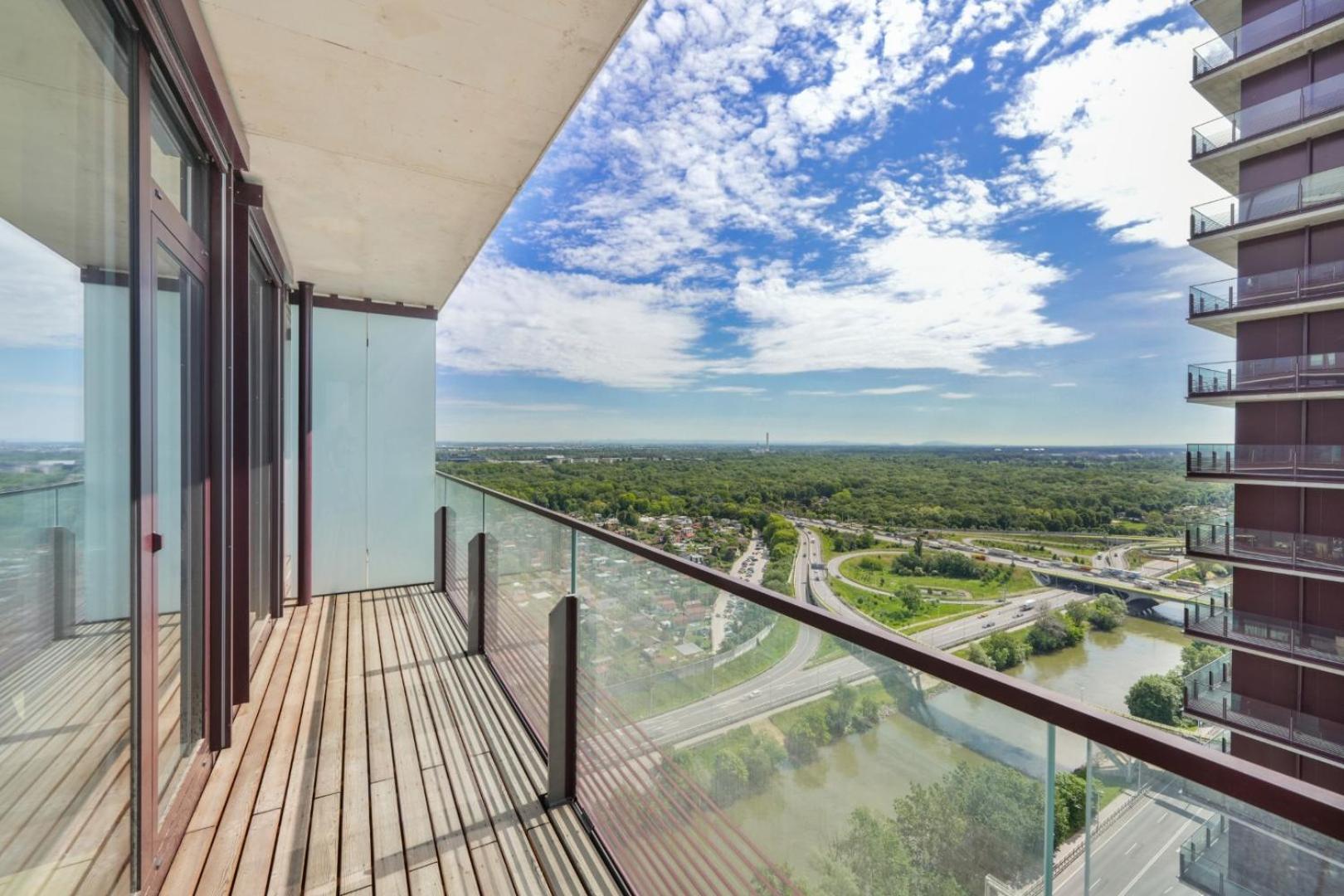 Luxury Penthouse I Rooftop Pool I Self Check-In Wien Exteriör bild