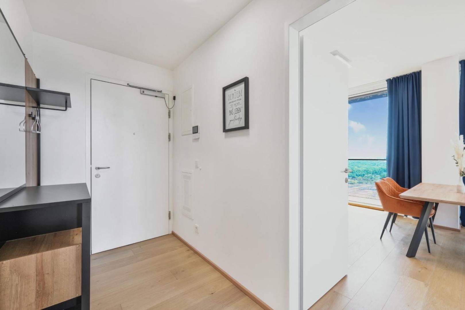 Luxury Penthouse I Rooftop Pool I Self Check-In Wien Exteriör bild